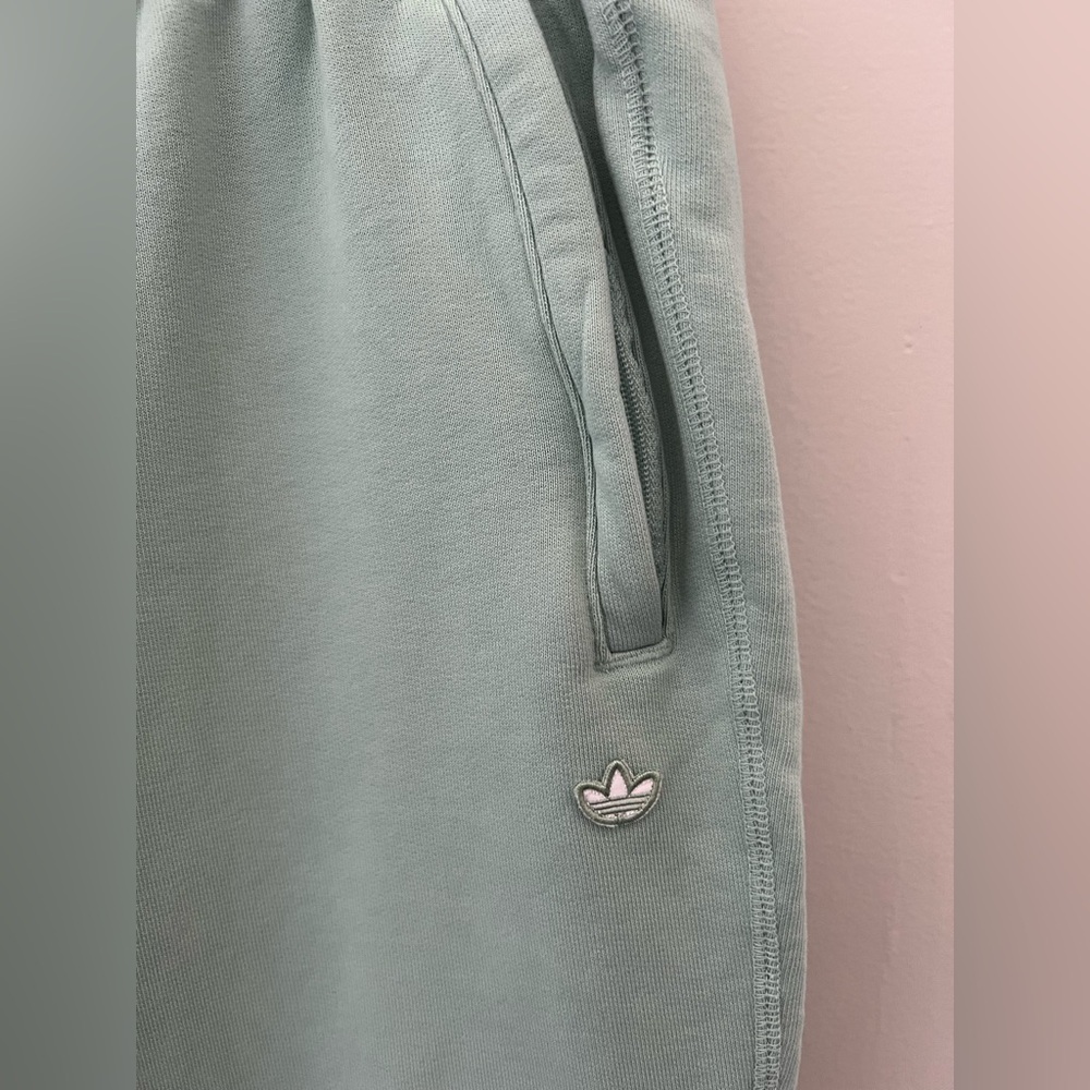 Men’s Adidas Premium Seafoam Green Joggers Size XS - Picture 6 of 9